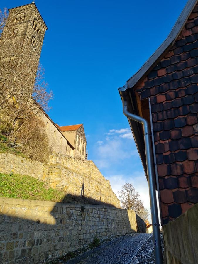 Ferienhaus Schatzliebe เควดลินบวร์ก ภายนอก รูปภาพ