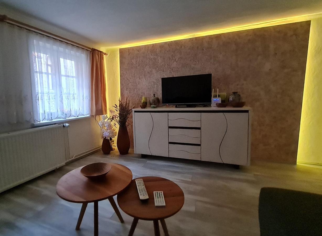 Ferienhaus Schatzliebe เควดลินบวร์ก ภายนอก รูปภาพ